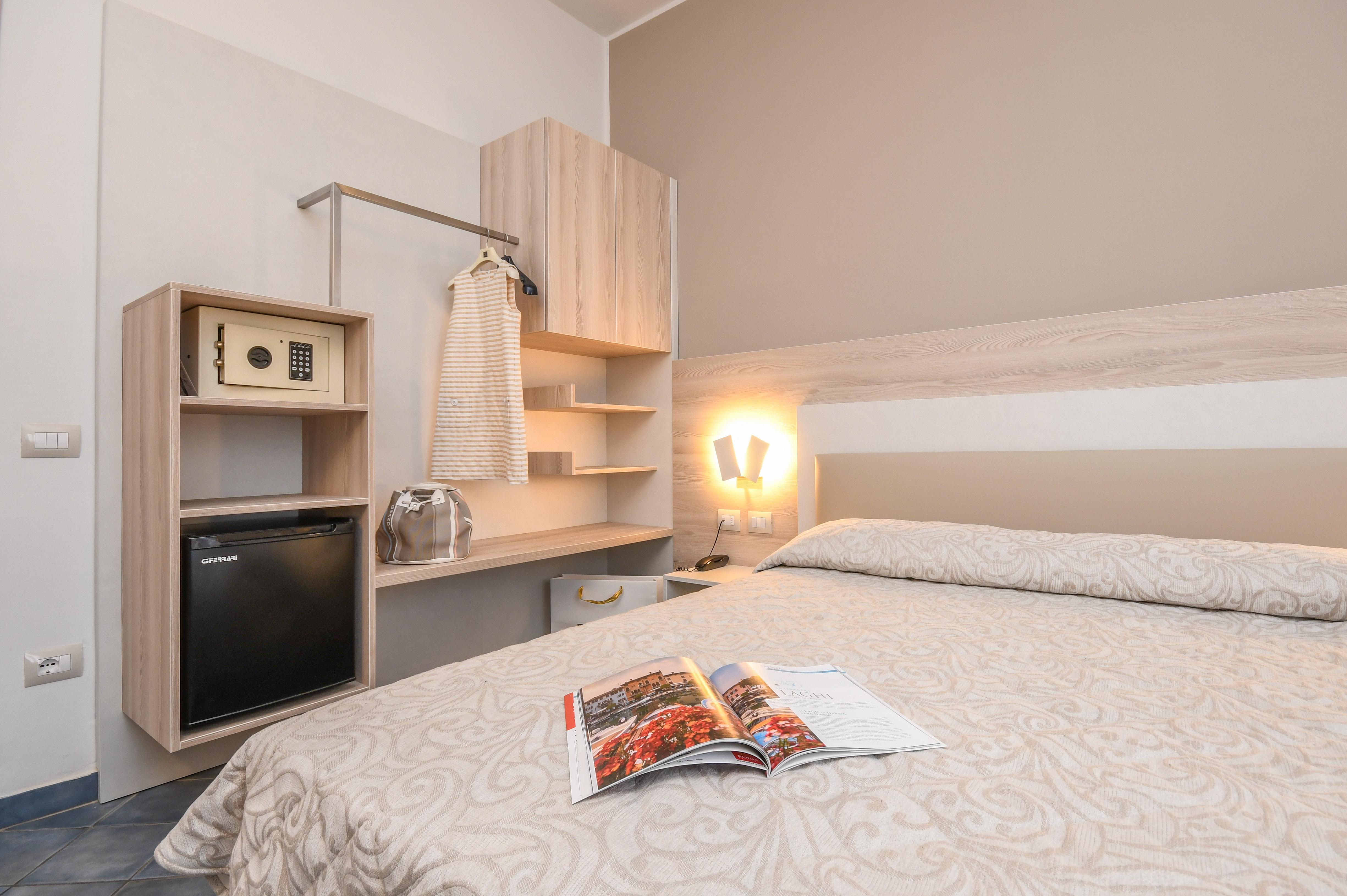 Hotel Riel Sirmione Esterno foto