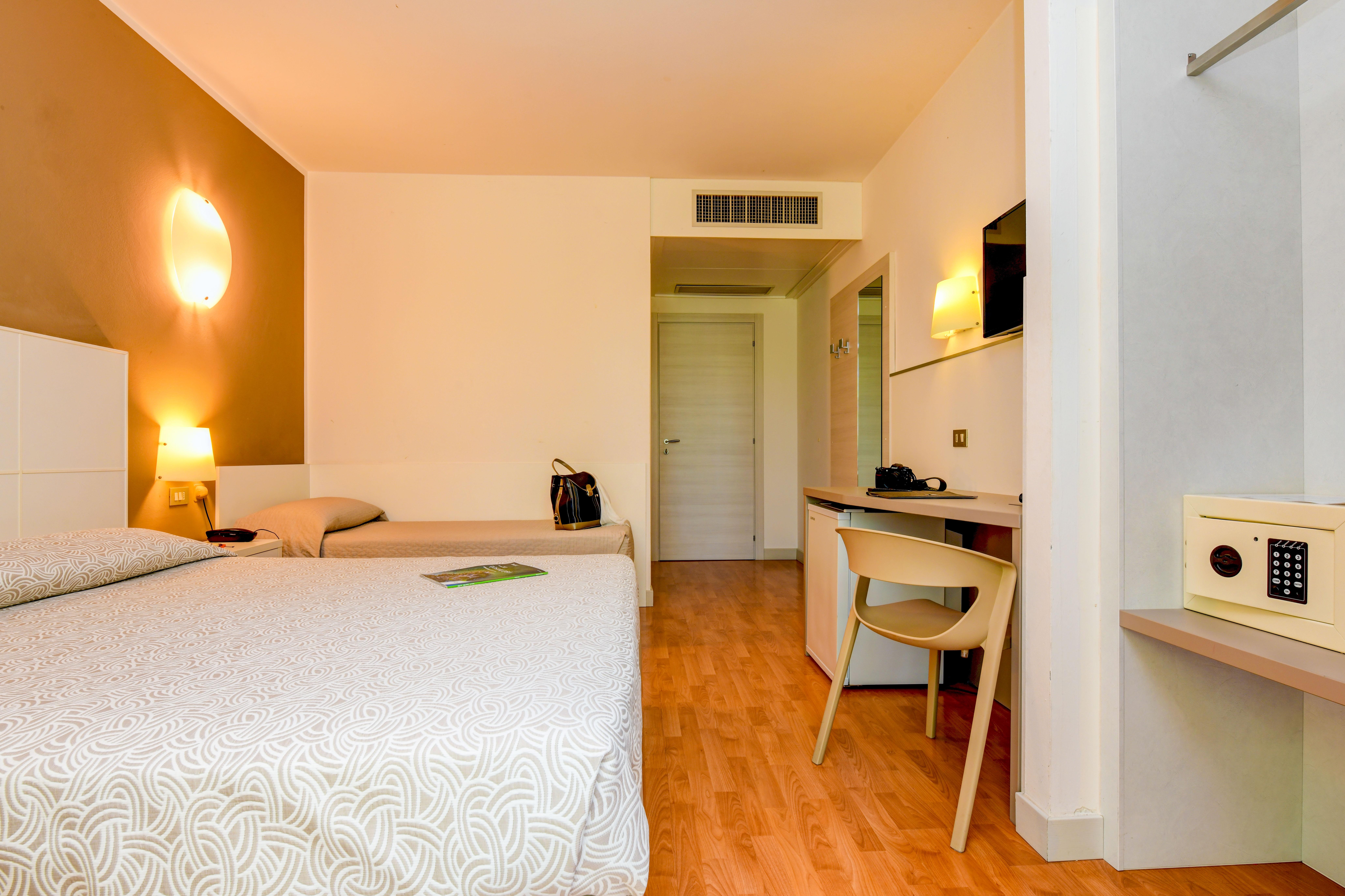 Hotel Riel Sirmione Esterno foto