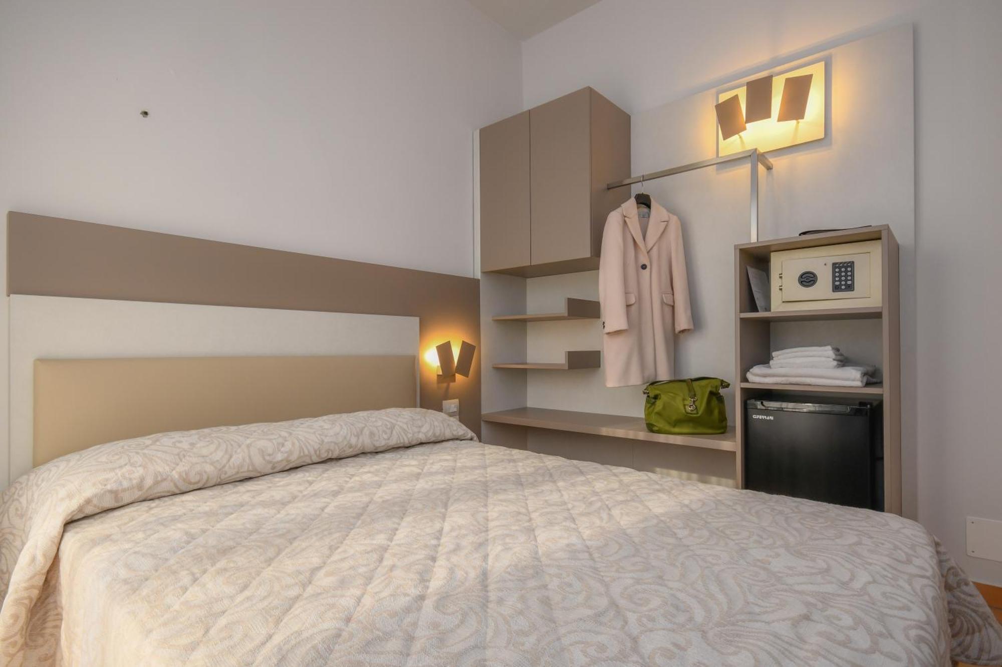 Hotel Riel Sirmione Esterno foto